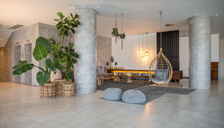 4* Blue Sky City Beach Hotel