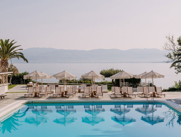 4* Brown Beach Chalkida - Χαλκίδα, Εύβοια