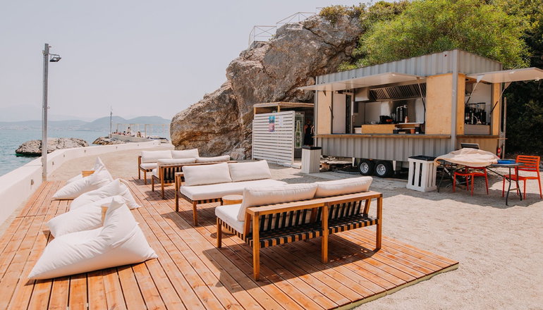 4* Brown Beach Chalkida - Χαλκίδα, Εύβοια
