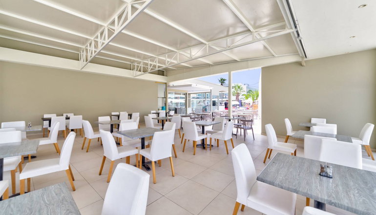 4* Cameo Beach Resort