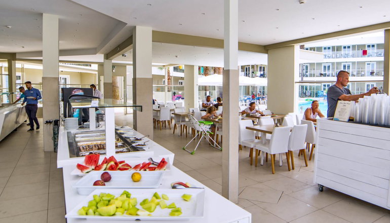 4* Cameo Beach Resort