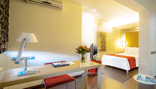 4* Capsis Hotel