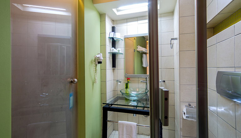 4* Capsis Hotel