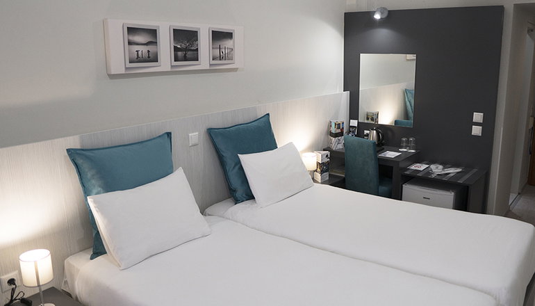 4* Capsis Hotel