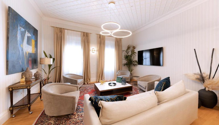 4* Castellano Hotel & Suites
