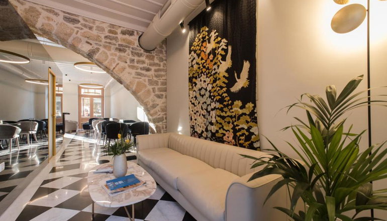 4* Castellano Hotel & Suites