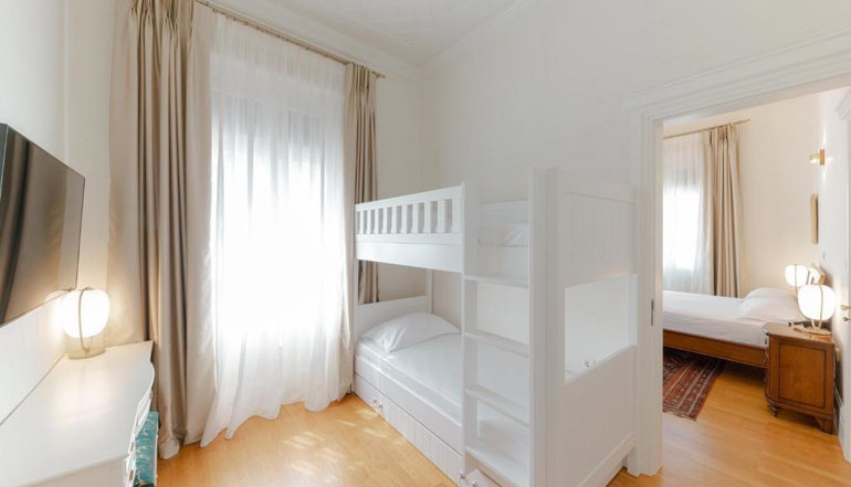 4* Castellano Hotel & Suites