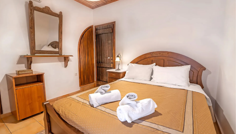 4* Castello di Haria - Διρός, Μάνη