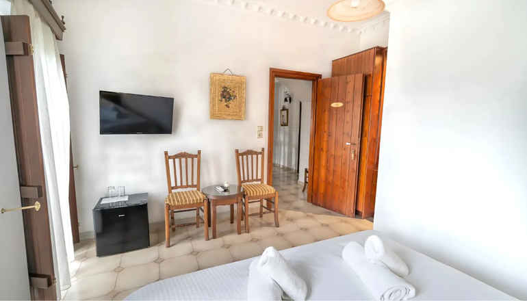 4* Castello di Haria - Διρός, Μάνη