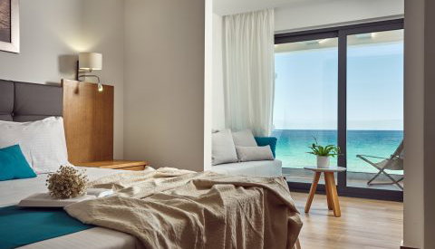 4* Cavo Orient Beach Hotel