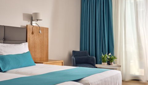 4* Cavo Orient Beach Hotel