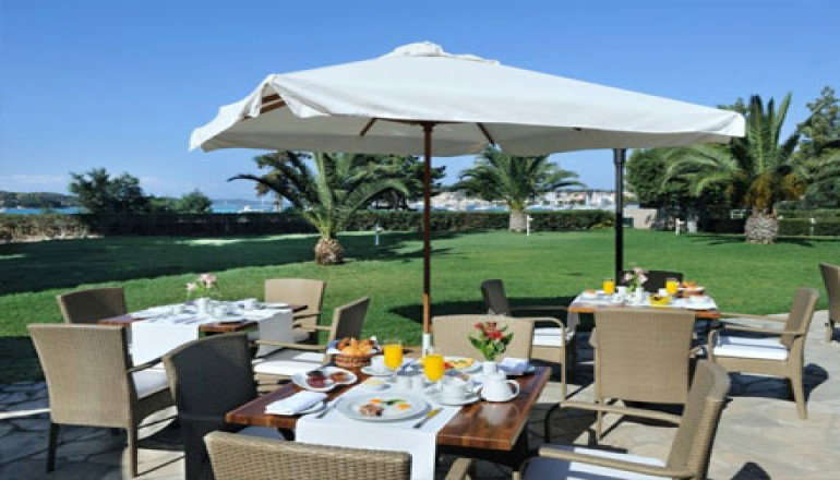4* AKS Porto Heli