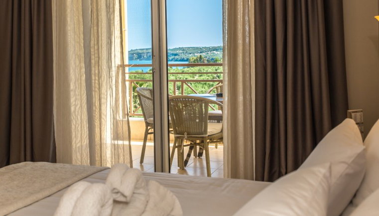 4* Colonides Beach Hotel