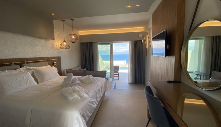 4* Colonides Beach Hotel