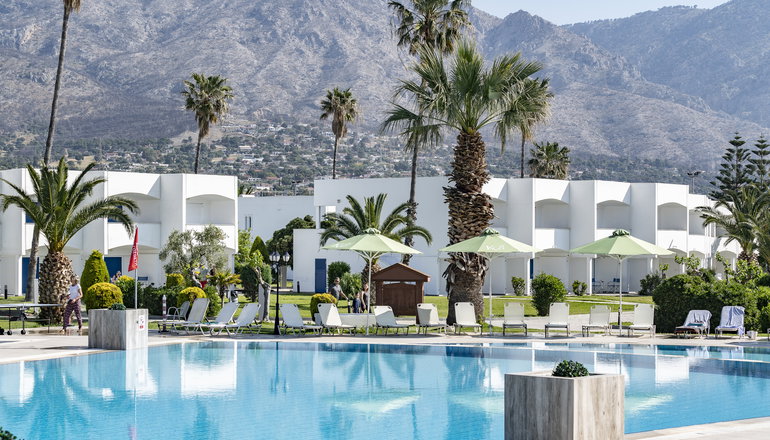 4* Comer Kinetta Beach  - Κινέτα