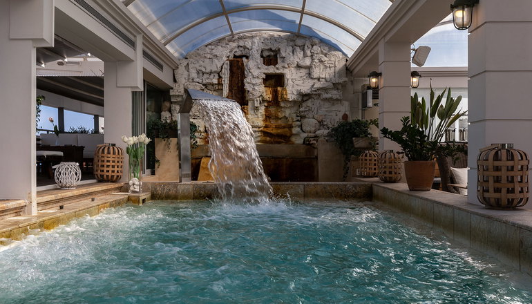 4* Coral Hotel