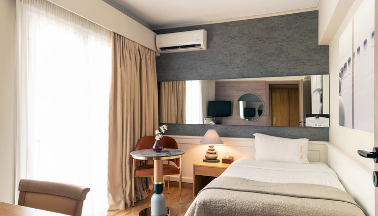 4* Coral Hotel