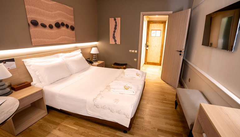 4* Coral Hotel