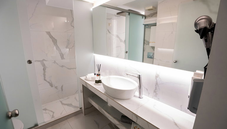 4* Coral Hotel