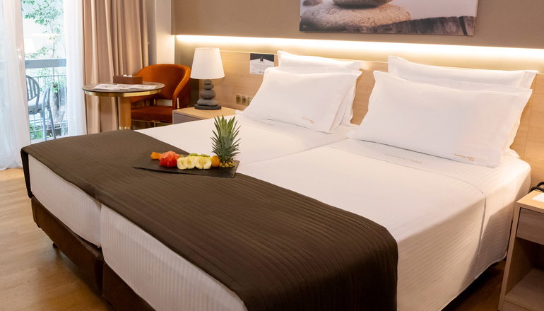 4* Coral Hotel