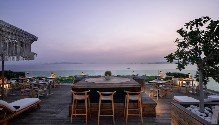 4* Coral Hotel