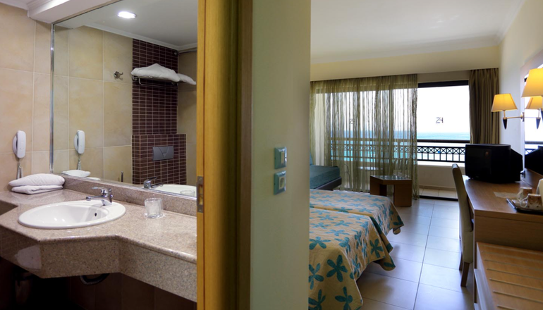 4* Sol by Melia Cosmopolitan Hotel