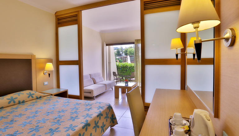 4* Sol by Melia Cosmopolitan Hotel