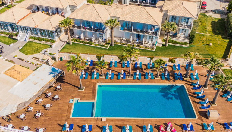 4* Crystal Beach Hotel