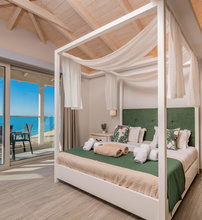 4* Crystal Beach Hotel