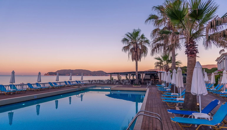 4* Crystal Beach Hotel