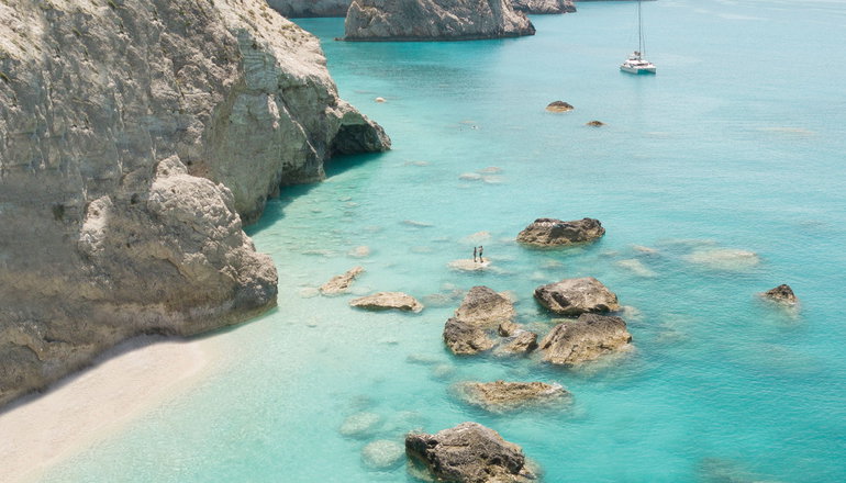 4* Crystal Waters