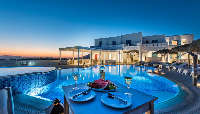 4* Cycladic Islands Hotel & Spa
