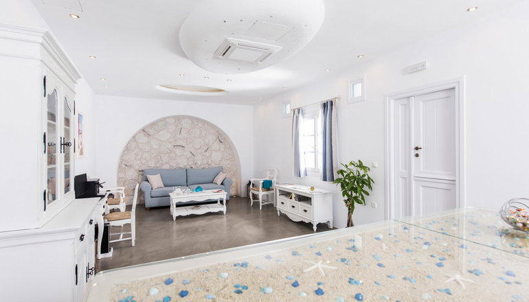 4* Cycladic Islands Hotel & Spa
