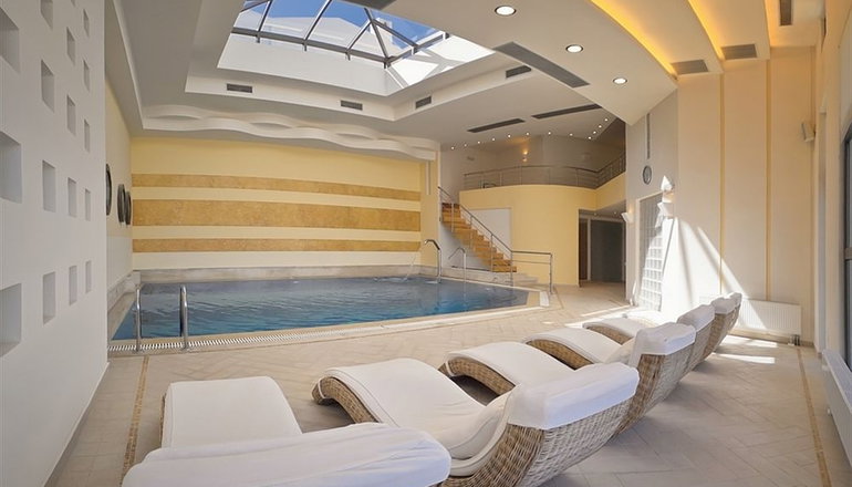4* Delina Mountain Resort