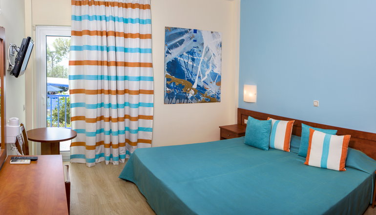 4* Delphi Beach Hotel