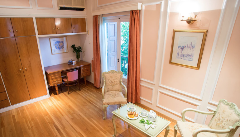 4* Delphi Palace