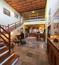 4* Delphi Palace