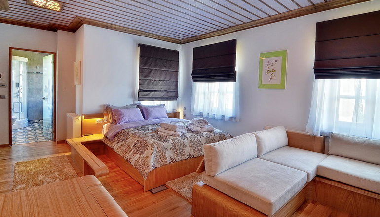4* Dilofo Hotel Luxury Suites
