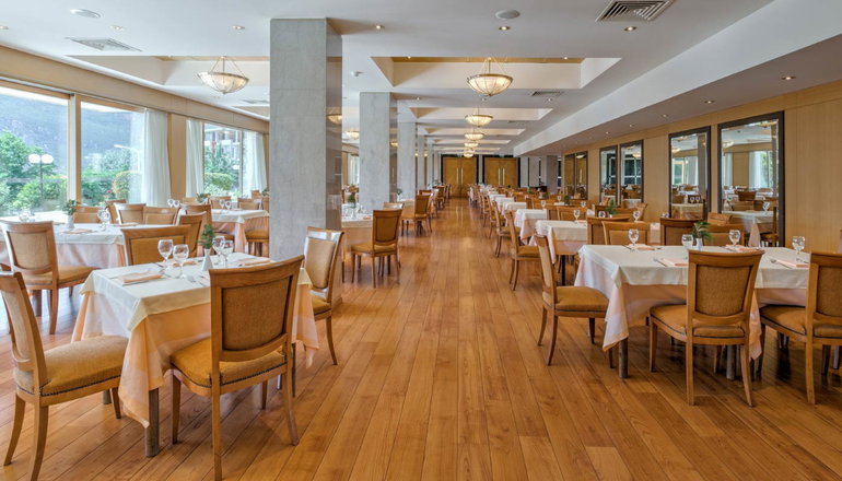 4* Divani Meteora Hotel - Καλαμπάκα