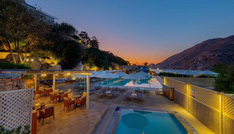 4* Dolphin Bay Seaside Resort & Suites - Γαλησσάς, Σύρος