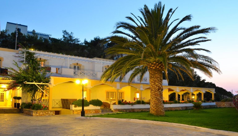 4* Dolphin Bay Seaside Resort & Suites - Γαλησσάς, Σύρος