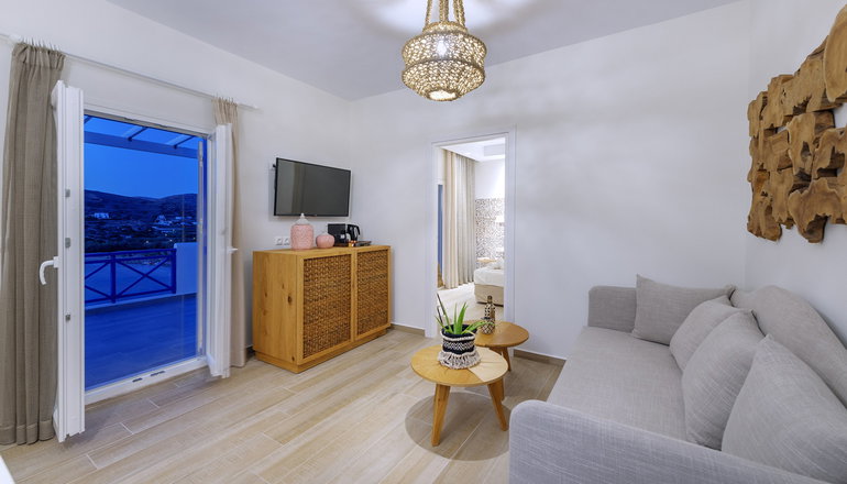4* Dolphin Bay Seaside Resort & Suites - Γαλησσάς, Σύρος