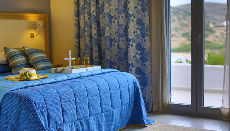 4* Dolphin Bay Seaside Resort & Suites - Γαλησσάς, Σύρος