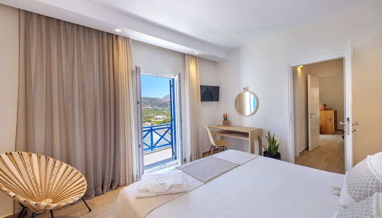 4* Dolphin Bay Seaside Resort & Suites - Γαλησσάς, Σύρος