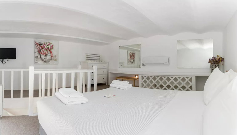 4* Douskos Guest House - Ύδρα