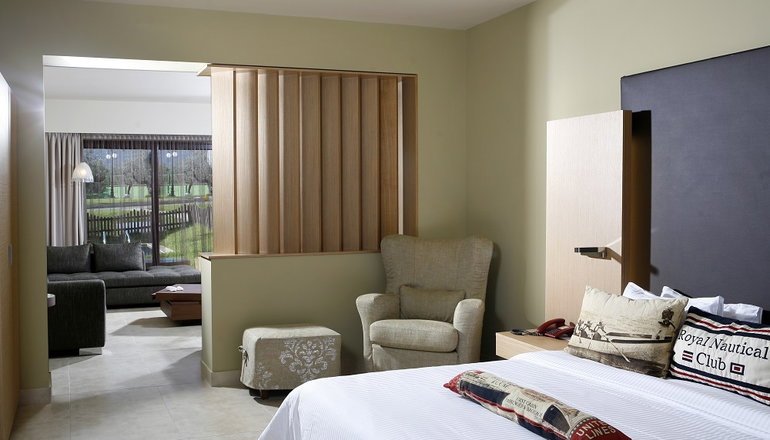 4* Elite City Resort