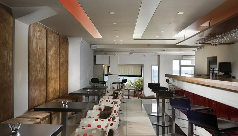 4* Elite City Resort