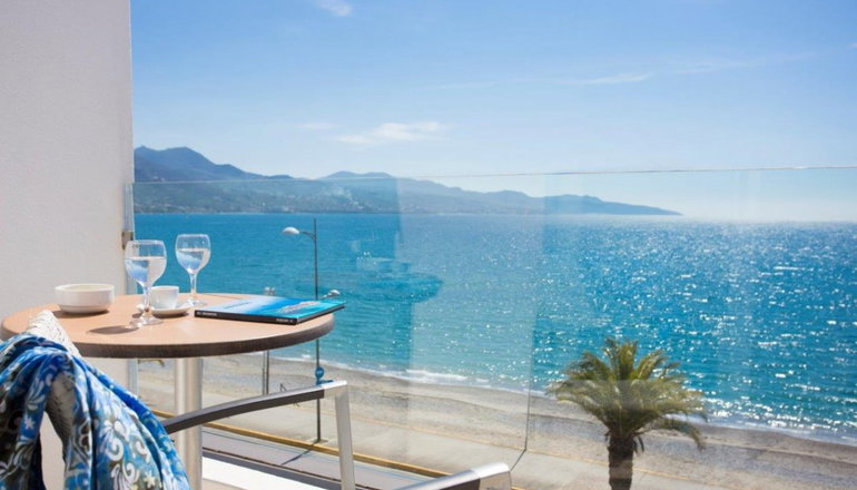 4* Elite City Resort