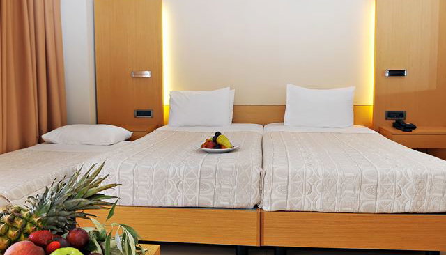 4* Elite City Resort