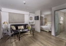4* Elite Hotel